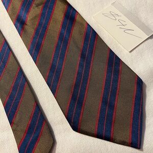 Banana Republic Navy and Burgundy Striped Silk Tie Made in Italy